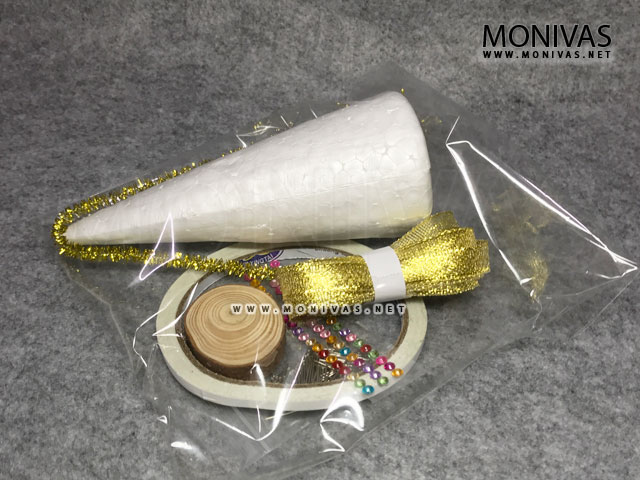 Glamorous Gold Mini Christmas Tree Crafting Kit